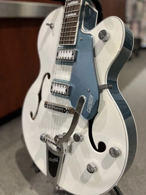 Gretsch Guitars - G5420T-140 Electromatic 140th Double Platinum Hollow Body with Bigsby, Laurel Fingerboard - Two-Tone Pearl Platinum/Stone Platinum 2